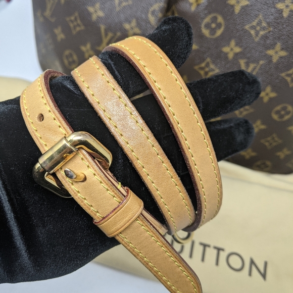 Louis Vuitton Palermo Handbag Monogram Canvas GM - Picture 7 of 15